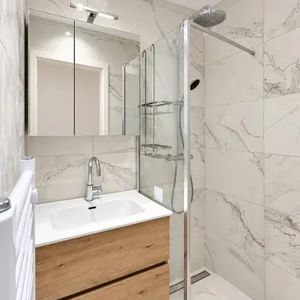 Kernsaniert | 3 getrennte Zimmer | WG-geeignet | Nähe Kagraner Platz/ U1 - Foto 2