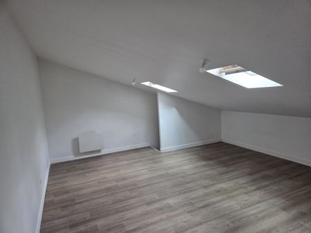 Location Maison 3 pièces 62m² VALENCE EN POITOU 86700 - Photo 4