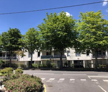 A LOUER REZE MAIRIE - APPART T3 - balcon - Garage avec cave et park... - Photo 4