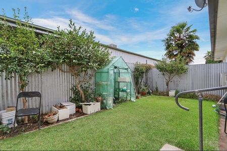 Convenient, Quiet & Perfectly Positioned - Photo 5