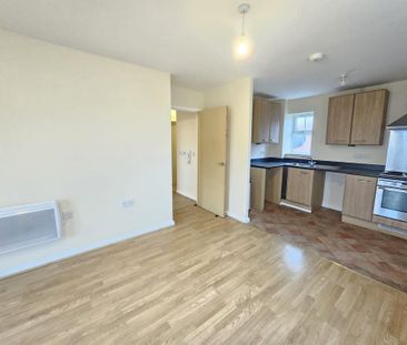 2 bedroom apartment to rent - Photo 3