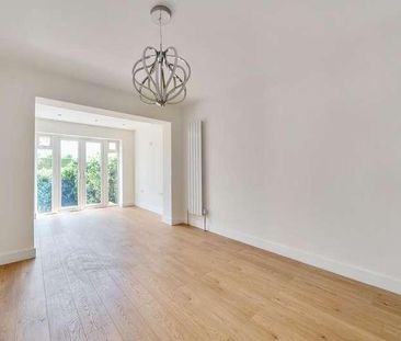 Chartley Avenue, Stanmore, HA7 - Photo 4