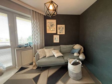 Duże mieszkanie z wyposażeniem, trzy balkony - Photo 3