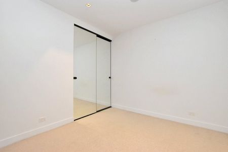 1403/677 La Trobe Street - Photo 5