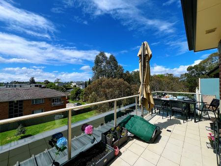 Modern 2 Bed | 2 Bath | 1 Car For rent in Balwyn North - Photo 5