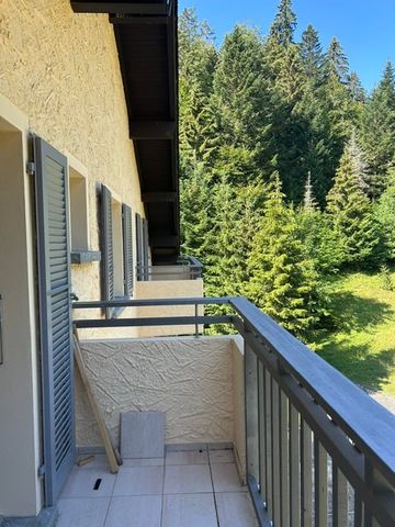 Charmant appartement de 3,5 pièces au 2ème étage, avec balcon et vue à Saint-Cergue - Photo 5