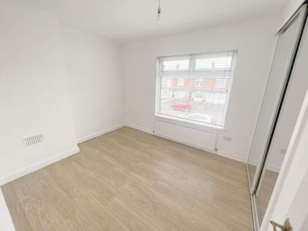 4 York Crescent, Belfast, BT15 3RA - Photo 4