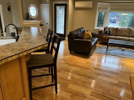 For Lease - 115 Raglan Street, Newmarket, Ontario - Photo 4