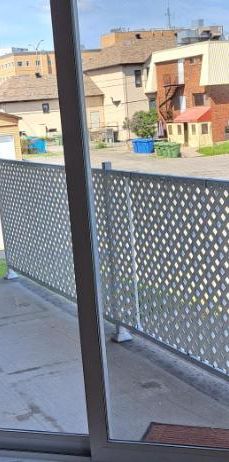 3 1/2 RENOVER, Saint-Eustache avec clientèle 55+ ans - Photo 1