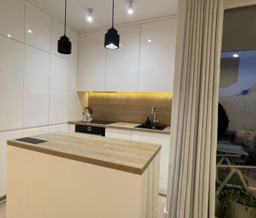 Nowoczesne 2-pokojowe mieszkanie z dużą loggią - Фото 1