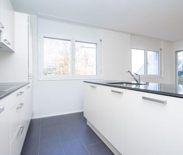 Grosszügige 3.5 Zimmerwohnung - Photo 3