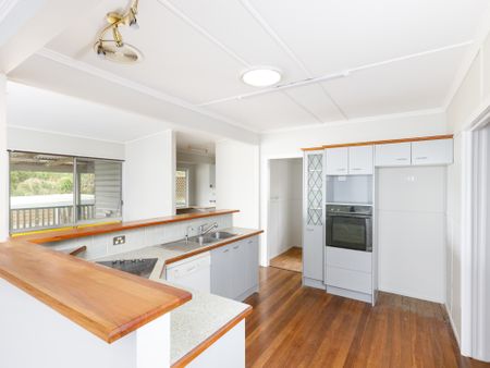 76 Main Avenue, Wavell Heights QLD 4012 - House For Rent | Domain - Photo 2