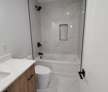 For Lease - 7386 SPLENDOUR Drive Unit# Lower, Niagara Falls, Ontario - Photo 6