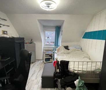 Oberhausen: Schöne Dachgeschoß-Wohnung sucht Nachmieter! - Photo 1