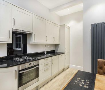 5 bedroom semi-detached house to rent - Photo 5