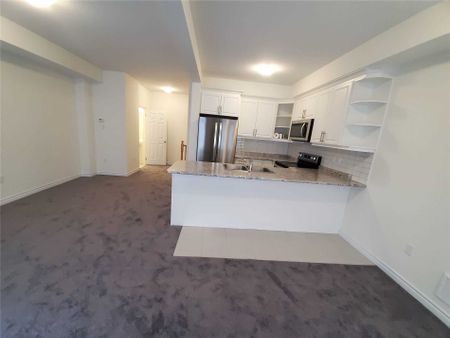 For Lease - 383 Dundas Street Unit# 31, Hamilton, Ontario - Photo 4