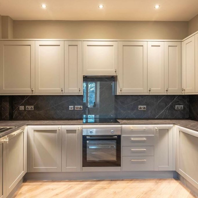 1 bedroom flat to rent - Photo 1