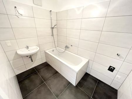 Moderne 3-Zimmer-Wohnung mit Balkon – bei Interesse mit Kaufoption - Photo 2