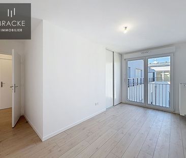 Location Appartement 3 pièces 71m² - Photo 3