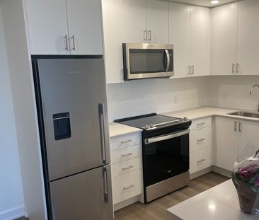 For Lease - 3220 William Coltson Avenue Unit# 1002, Oakville, Ontario - Photo 6