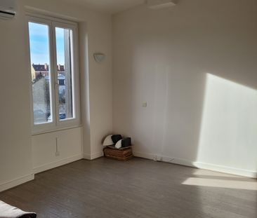 Location Appartement 2 pièces 36m² ST GERMAIN EN LAYE 78100 - Photo 4