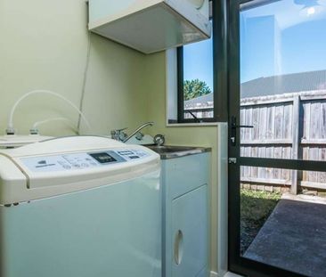 19 Reserve Close, Woolston, Christchurch - Photo 3