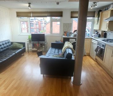 2 Bed - 195c Kirkstall Lane, Headingley, Leeds - LS6 3EJ - Student/... - Photo 5