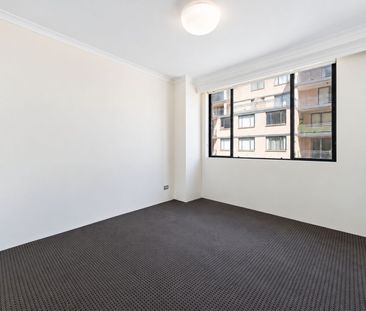 Central Located Two Bedroom Modern Apartment in Rainbow Court - Photo 4
