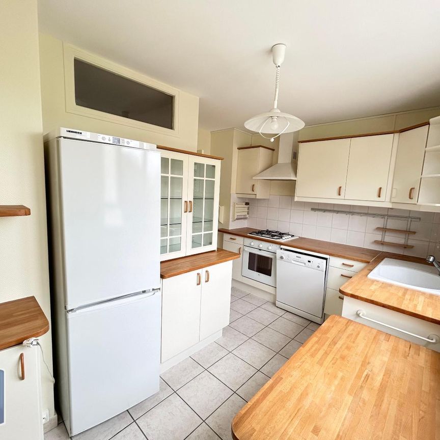 Location Appartement 4 pièces 73m² LE MANS 72000 - Photo 1