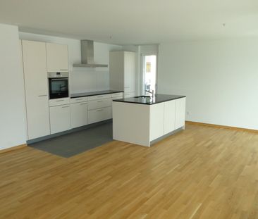 Grosszügige 7.5-Zimmerwohnung an ruhiger Lage - Photo 6