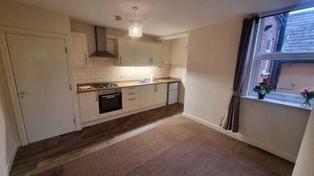 1 bedroom flat to rent - Photo 2