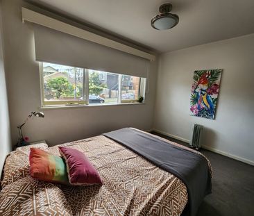 St Kilda East - Photo 5