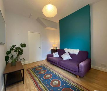 1 bedroom ground floor flat to rent - Photo 2