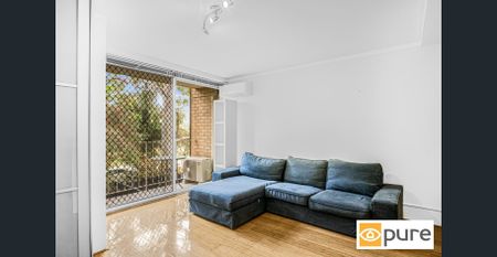 REFRESHED 1 X 1 APARTMENT IN A PRIME SUBIACO - Photo 2
