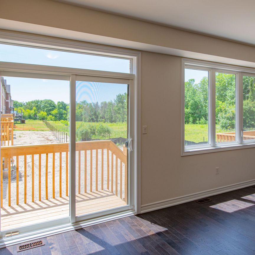 For Lease - 12 Ducharme Drive, Richmond Hill, Ontario - Photo 1