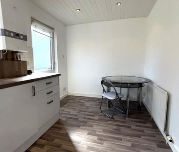 2 bedroom end of terrace house to rent - Photo 1