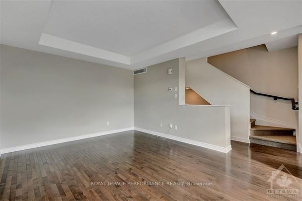 For Lease - 610 LAURALEAF Crescent, Barrhaven, Ontario - Photo 1