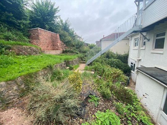 4 bedroom detached house to rent - Photo 1