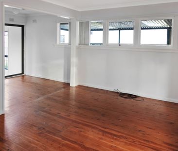 DELIGHTFUL PRESENTED HOME - Photo 1