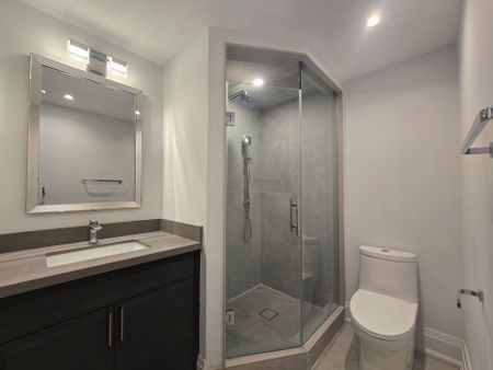 For Lease - 51 Clarinda Drive Unit# A, Toronto, Ontario - Photo 2