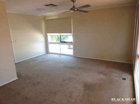 Spacious 3-Bedroom Home in Desirable MacGregor Location - Photo 5