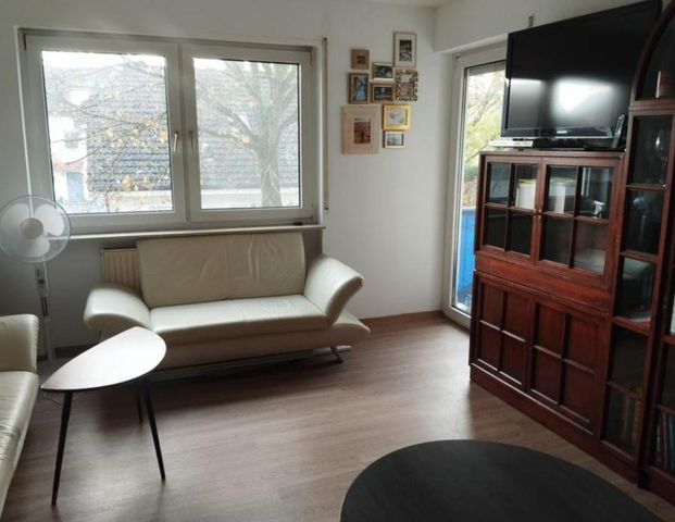 Zwischenmiete: Möblierte 2-Zimmer-Wohnung mit Balkon, Stellplatz - Foto 1