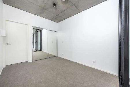 Powerhouse Apartment - Photo 3