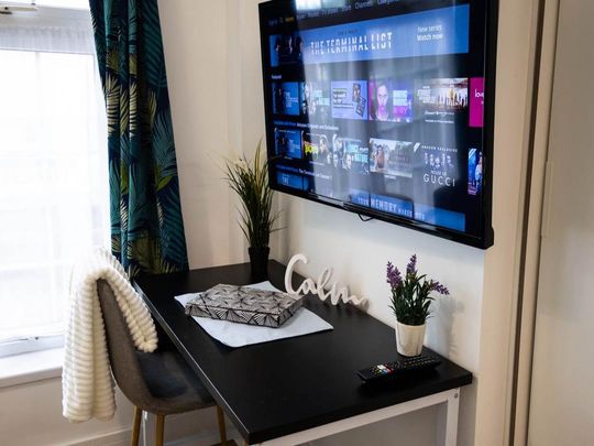 Studio to rent - Photo 1