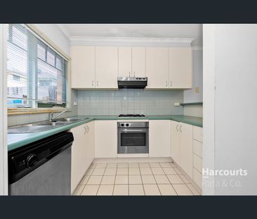 10/30 Young Street, Epping, Vic 3076 - Photo 1