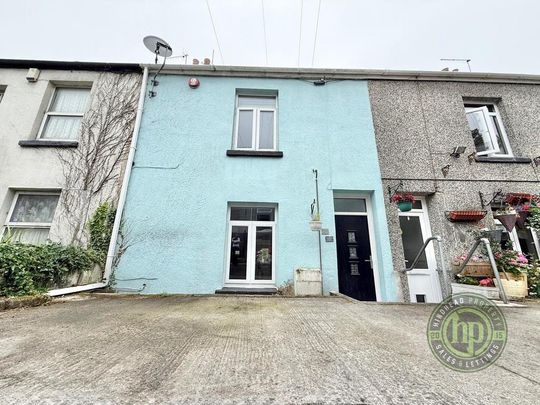 2 bedroom terraced house to rent - Photo 1