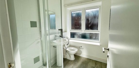 1 bedroom duplex to rent - Photo 2