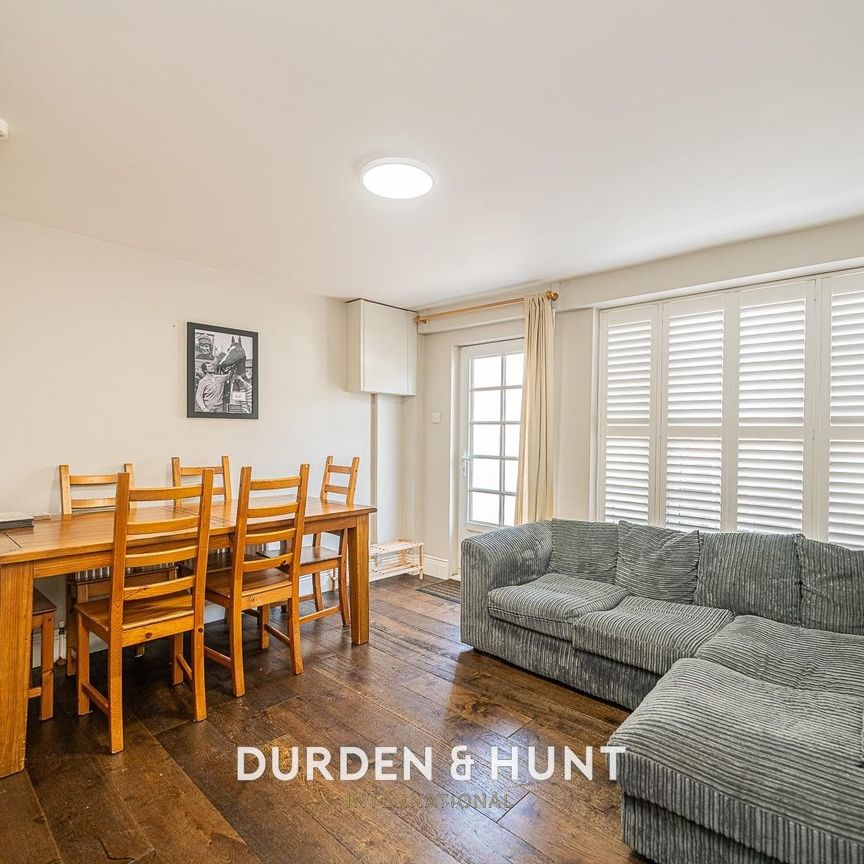 High Street, Ongar - Photo 1