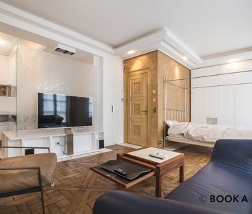 Appartement à louer rue Bonaparte, Paris 6ème - Photo 3