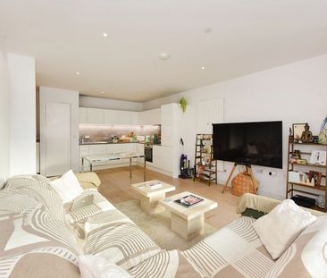 1 Bed Flat, Mercier Court, E16 - Photo 6